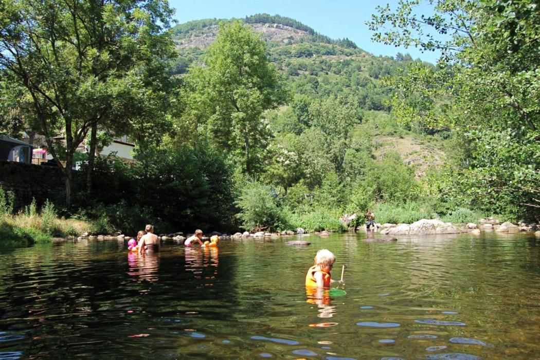 Hotel Safaritent Glamping L'Ardechois à Gluiras Extérieur photo