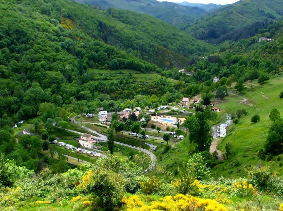 Hotel Safaritent Glamping L'Ardechois à Gluiras Extérieur photo